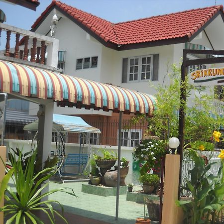 Sri Krung Guest House Phra Nakhon Si Ayutthaya Exterior photo